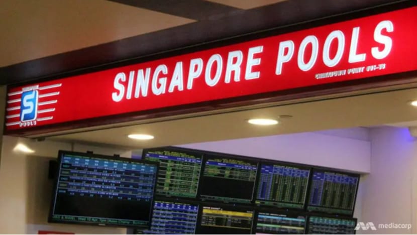Lelaki didenda gara-gara curi telefon bimbit yang tertinggal di S'pore Pools 