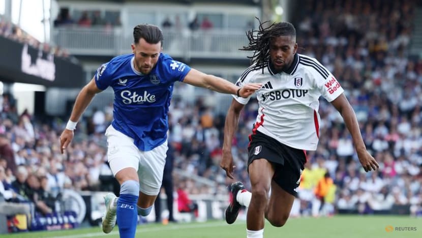Everton dent Fulham’s European hopes with 3-1 away win