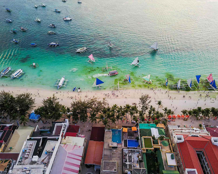 Boracay praises Duterte’s ‘strong hand’, just don’t call us a cesspool