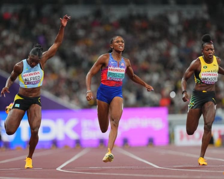 American Jefferson-Wooden wins women's 100 metres world title