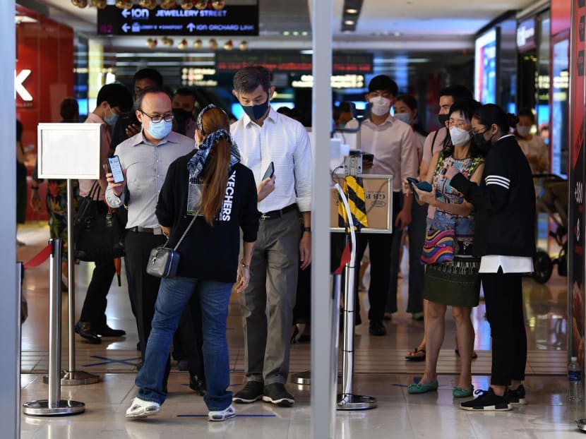 How might an Omicron wave develop in Singapore? Vaccinations, safety measures may 'wear impact' How might an Omicron wave develop in Singapore? Vaccinations, safety measures may 'wear impact'