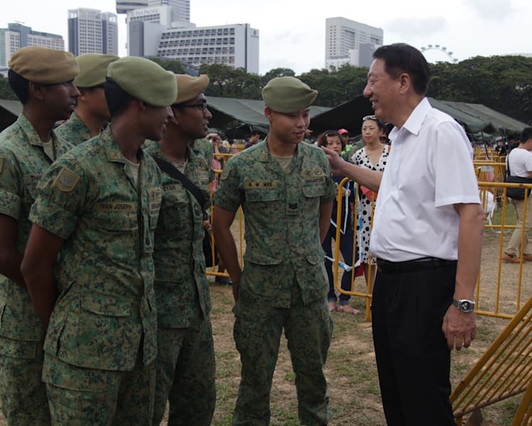 More than 400,000 have paid their respects to Mr Lee Kuan Yew at Parliament House