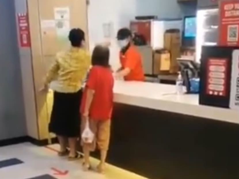 In a video circulating online, a female customer was filmed hurling verbal abuse at a KFC staff member. She was then seen spitting at the employee before walking off.