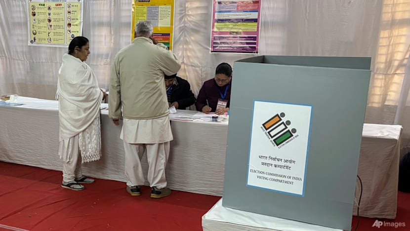  India launches mass overhaul of voter rolls