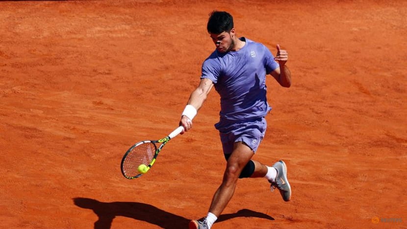 Paolini battles past Shnaider at Italian Open, Alcaraz sets up Draper clash