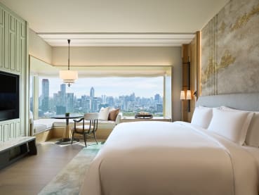 Dusit Thani Bangkok: The triumphant comeback of a legend