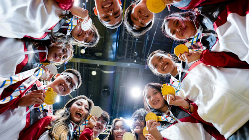 Singapore's fencers win two more gold medals at SEA Games, bring tally to six