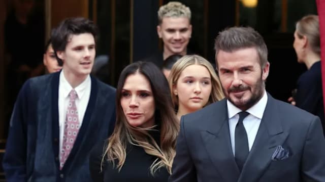 家庭裂痕未平？贝克汉姆一家巴黎同框亮相引关注