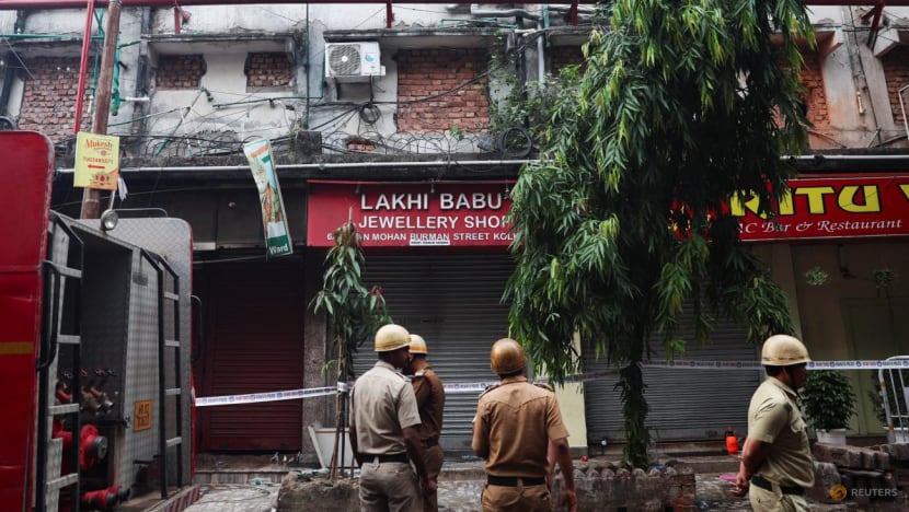Indian hotel fires kills at least 15