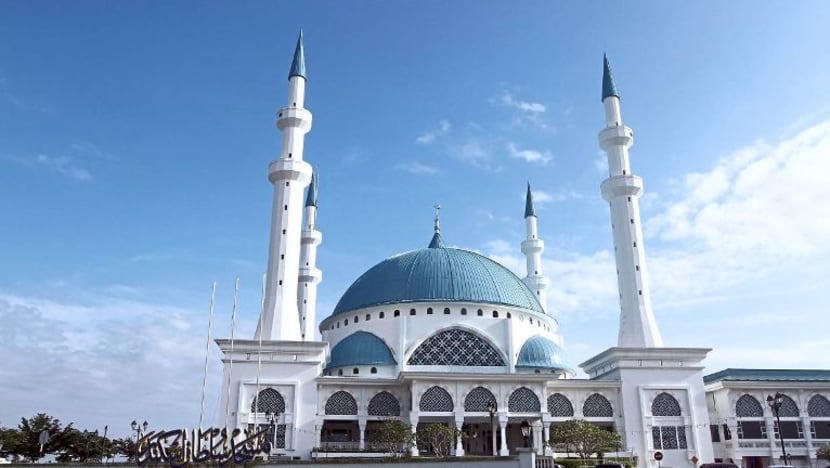 Kerajaan Johor arahkan sambutan Maulidur Rasul di masijd, surau ditangguhkan Kerajaan Johor arahkan sambutan Maulidur Rasul di masijd, surau ditangguhkan