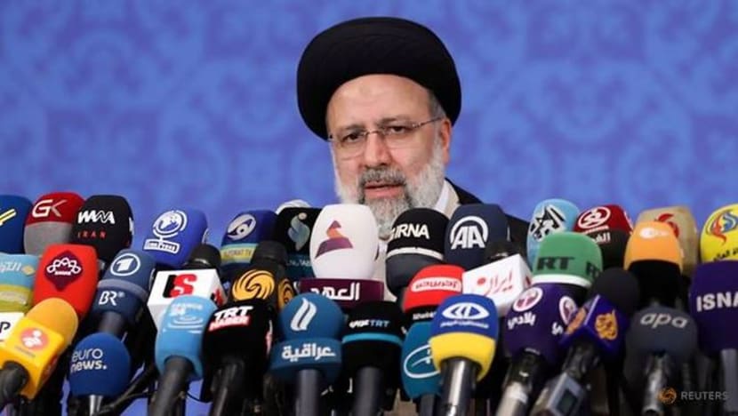 Vaksinasi pantas COVID-19 keutamaan bakal Presiden Iran Raisi Vaksinasi pantas COVID-19 keutamaan bakal Presiden Iran Raisi