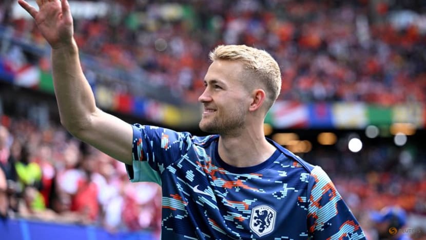 New chance for De Ligt to show ability in Dutch team New chance for De Ligt to show ability in Dutch team