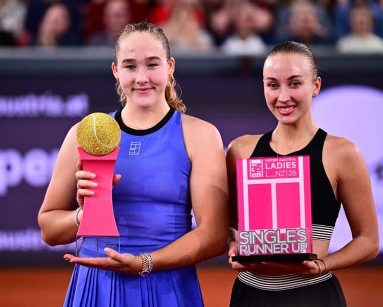 Andreeva fights back to beat Potapova in Linz Open final