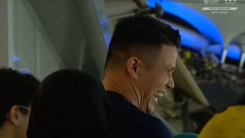 Baihakki Khaizan mohon maaf atas 'salah faham'; dilihat ketawa selepas SG kalah dalam perlawanan Piala AFF 