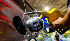 7 stesen minyak di Selangor disiasat susuli aduan petrol RON95 tercemar