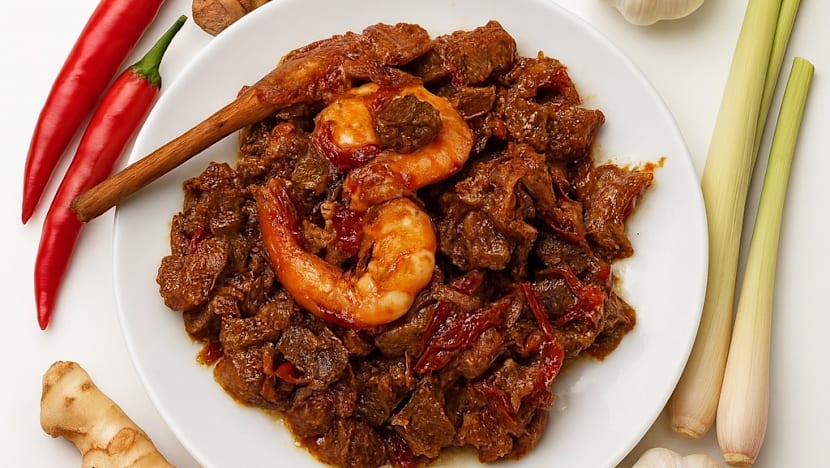 Bukan sekadar hidangan kenduri: Sambal goreng pengantin lambang keharmonian dalam setiap suapan 