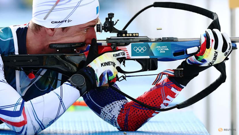 Biathlon-Fillon Maillet storms to gold for France in 'perfect race'