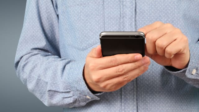 调查：约四成国人承认在伴侣手机安装监控跟踪工具软件