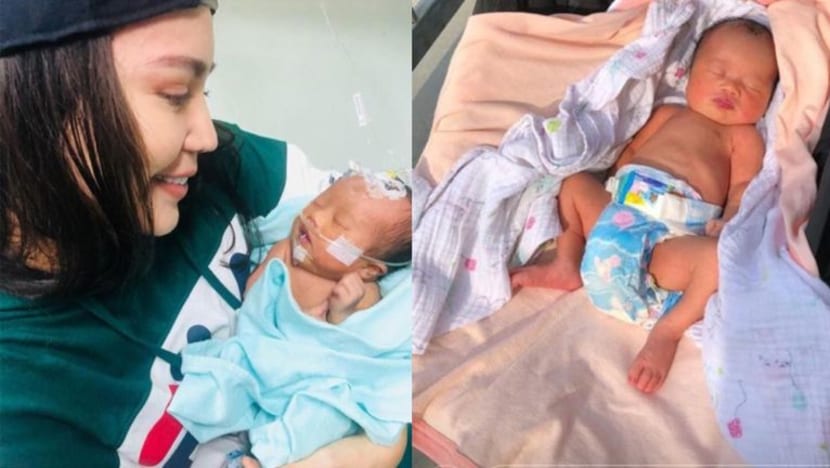 Tulus beri semangat Elyana lawan barah Tulus beri semangat Elyana lawan barah