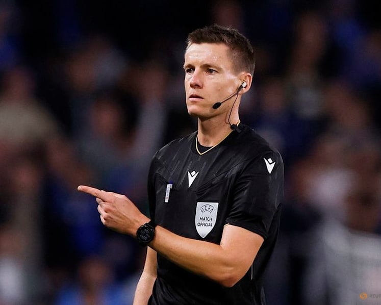 Germany's Siebert to referee Champions League final