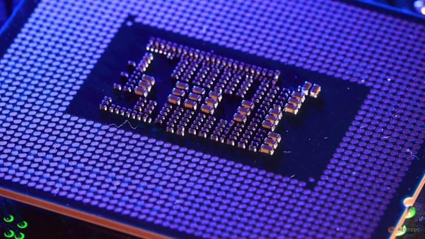 US plans 1:1 chip production rule to curb overseas reliance, WSJ reports