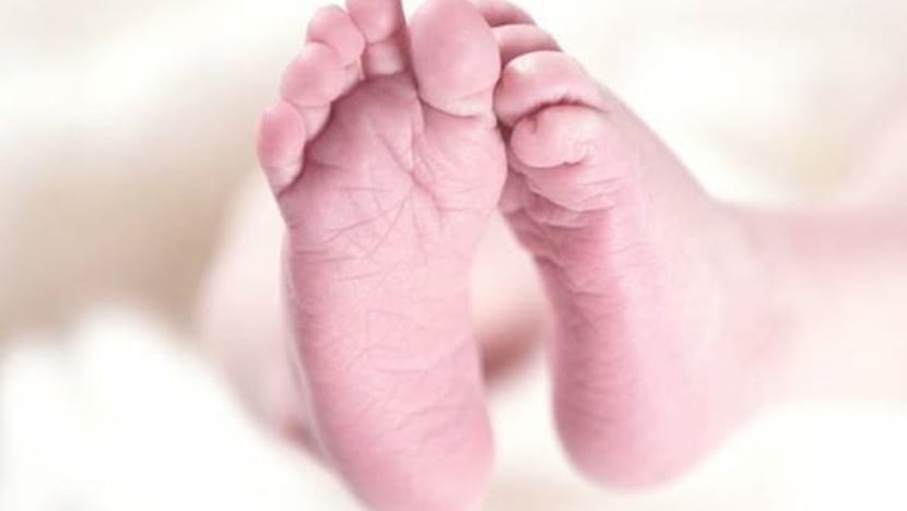 Anak di Indonesia ini tidak diberi surat beranak dek nama terlalu panjang