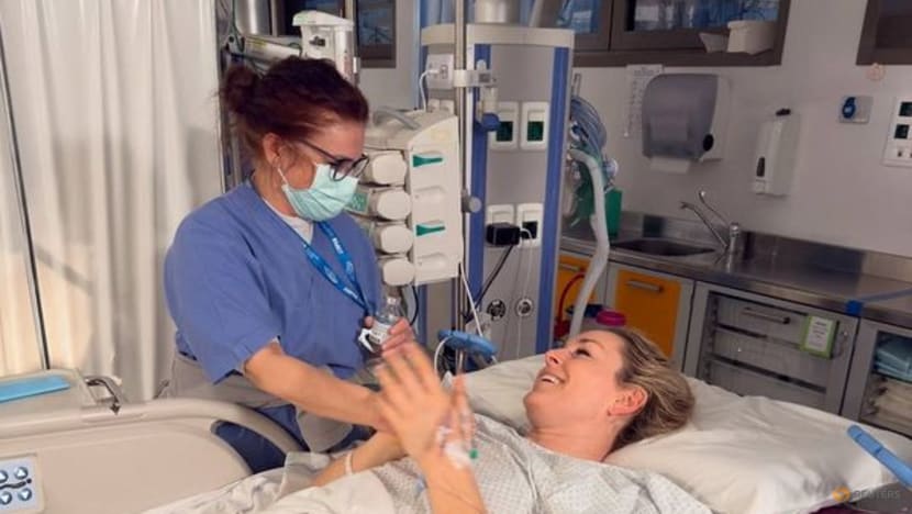 Vonn leaves Italian hospital, heading to Treviso airport, sources say