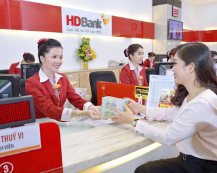 HDBank posts US$562.4 million profit in nine months, proposes 30% dividend and bonus share plan