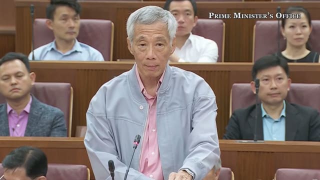  李总理：国人必须意识到国际形势的严峻性 