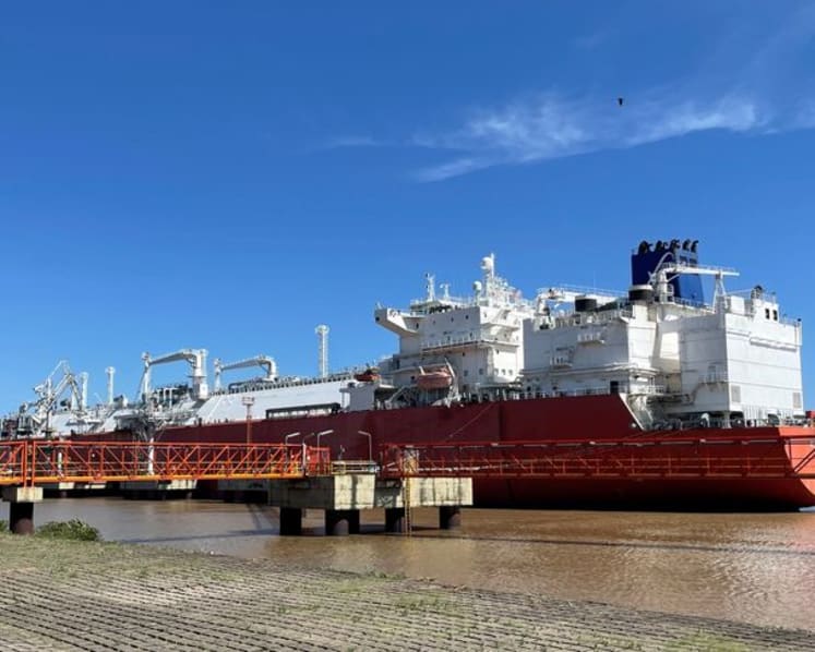 Bangladesh gas supplies improve after LNG terminal restarts