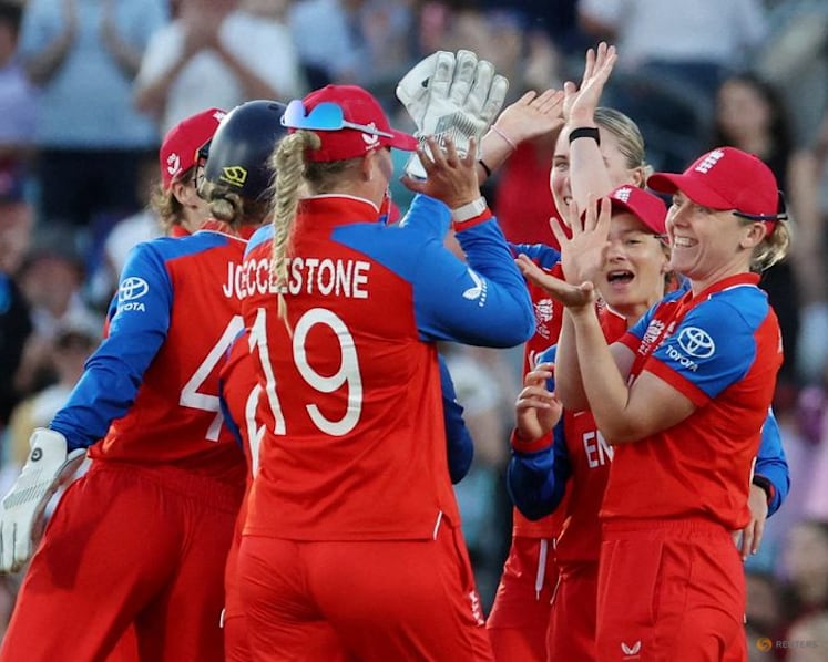 England to face Australia in women's T20 World Cup final