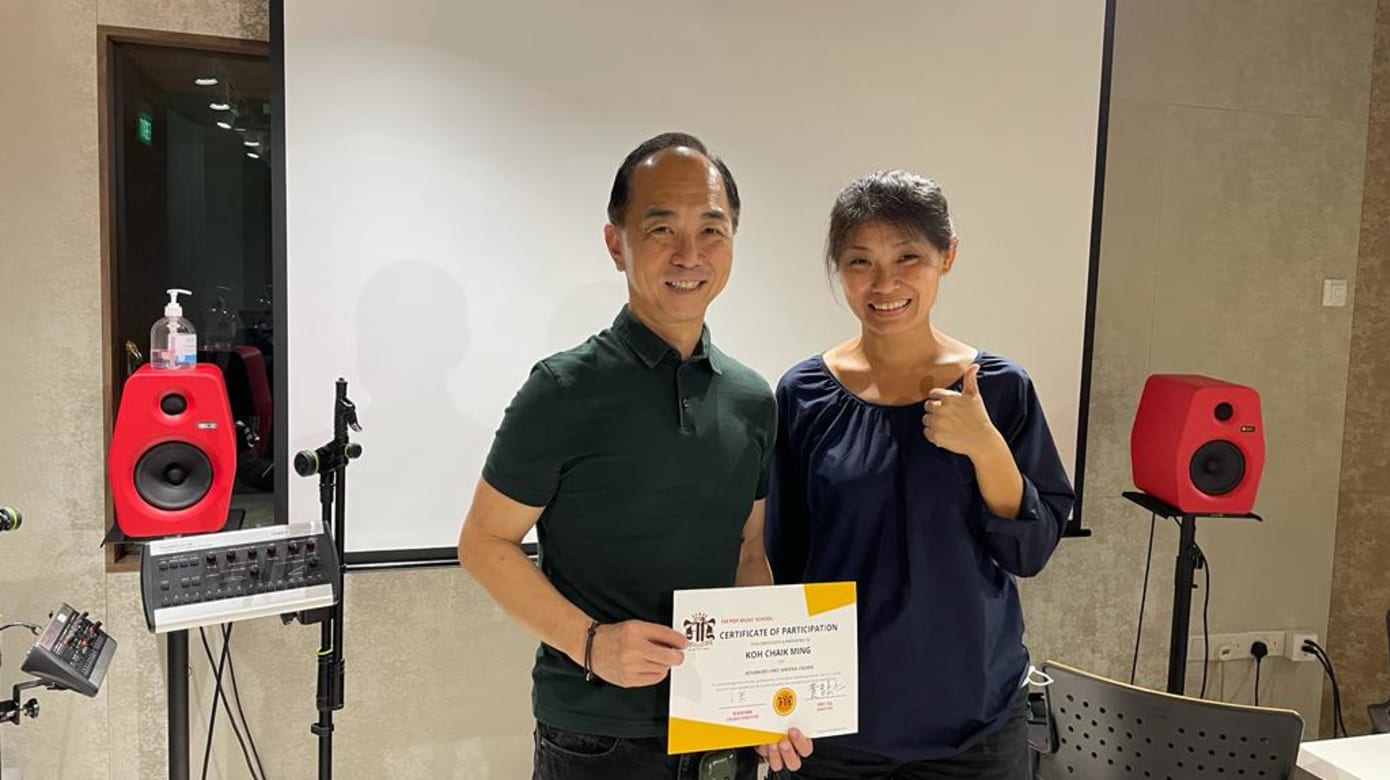 相似象学会誌　相似象　第号五 同样是港圈大佬儿子，把曾志伟和洪金宝一对比，差距实在令人唏嘘