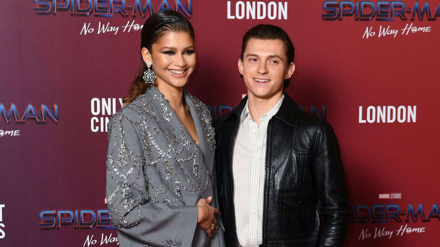 Tom Holland爸爸证实儿子和Zendaya已订婚！
