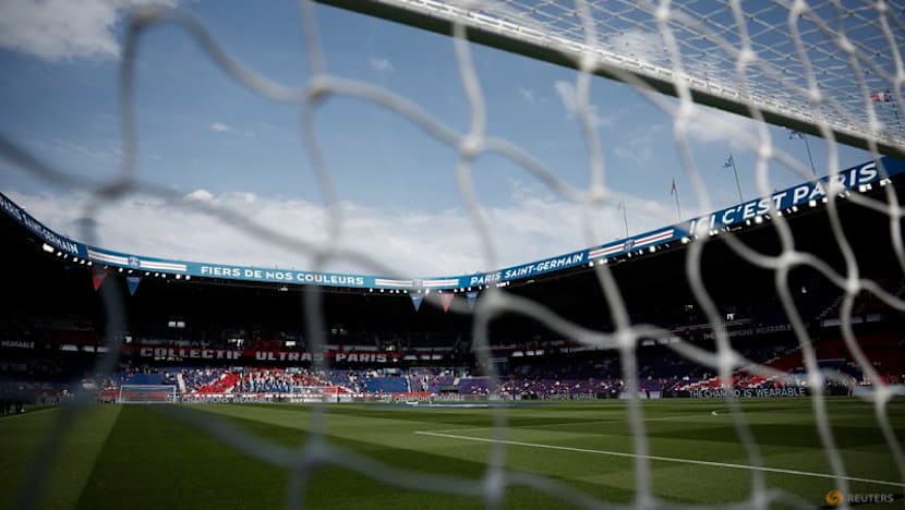Heatwave-damaged Parc des Princes pitch forces PSG fixture switch