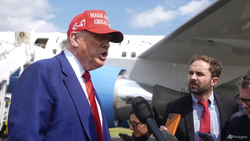 KILASAN: Iran diberi 2 minggu untuk elak serangan udara Amerika; Hakim sekat langkah Trump larang pelajar asing di Harvard; Kekurangan mekanik mahir hambat usaha bengkel kereta SG baiki kenderaan EV