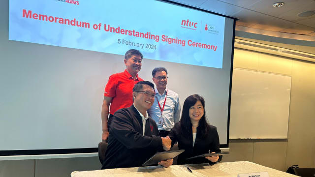 全国职工总会和曹氏基金会携手合作 研究成熟工人面临的问题