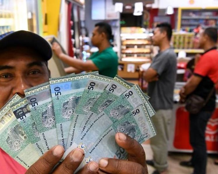 Singapore dollar’s rise against the ringgit accelerates to 2018 high