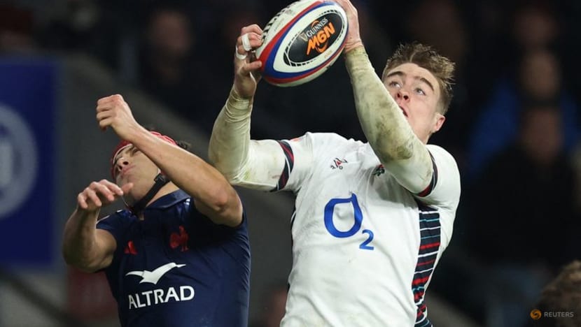 England end losing run with dramatic win over France