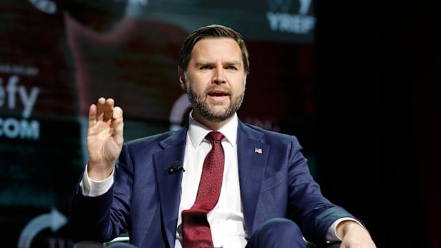 万斯率团赴巴基斯坦进行和谈 预计数小时内抵达