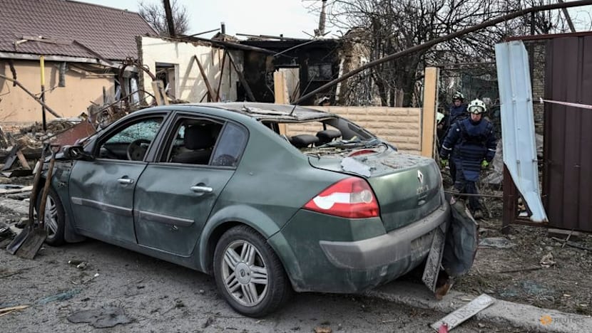 Ukraine says talks to resolve war will continue in US on Sunday