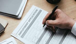 வேலை தேட உதவும் AI