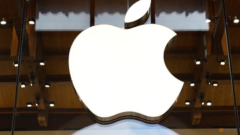 Apple's AI and search executive Robby Walker to leave, Bloomberg News reports