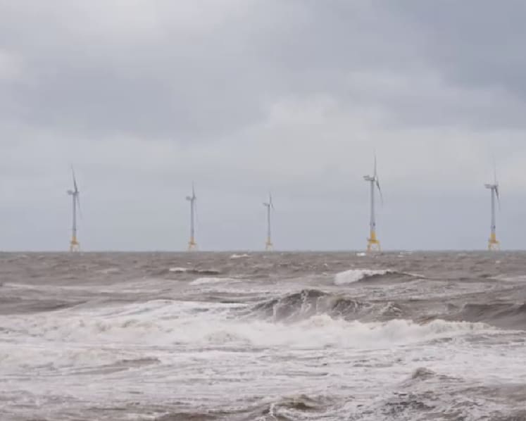 ‘Slaughtering the oil industry’: UK’s shift to renewables sparks fears among oil and gas workers 