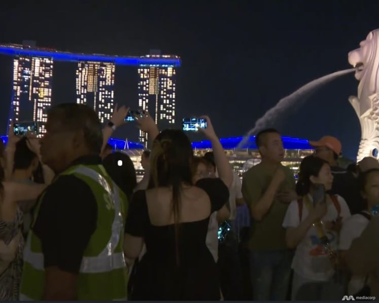 Police reopen 6 areas around Marina Bay after closure due to large crowds at New Year countdown