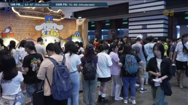 香港动漫节人潮汹涌 当地漫画家借AI寻新出路