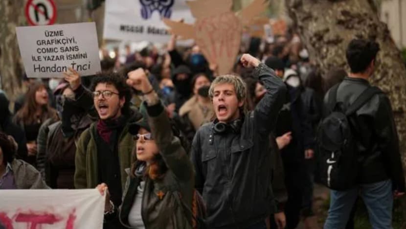 Tindakan tegas bagi individu ganggu ketenteraman awam dalam bantahan penahanan Datuk Bandar Istanbul: Erdogan Tindakan tegas bagi individu ganggu ketenteraman awam dalam bantahan penahanan Datuk Bandar Istanbul: Erdogan