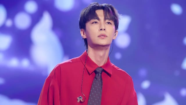 炎亚纶自曝被公司同事性骚扰摸私处，飞轮海成员成加害者