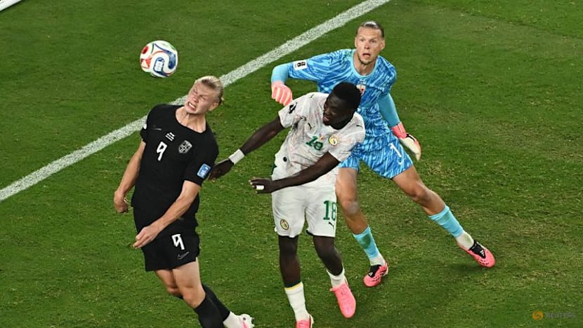 Senegal and Iraq meet in last-chance saloon