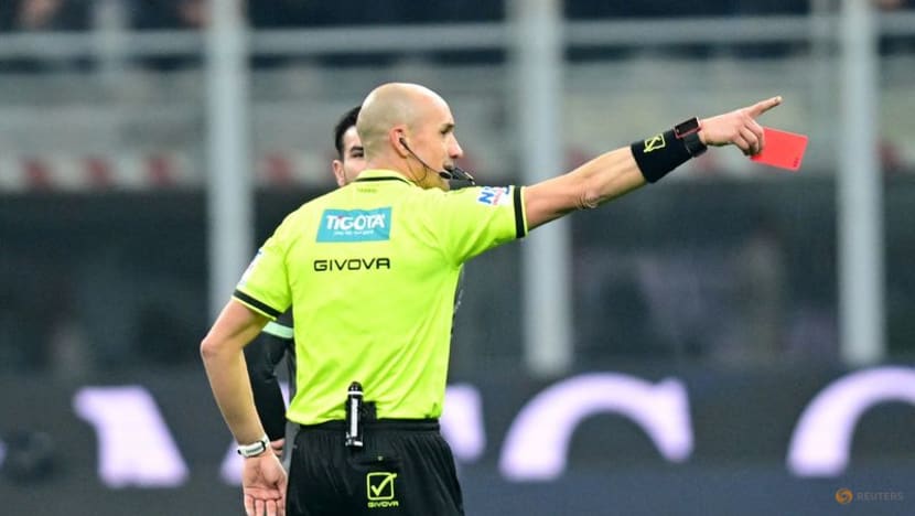 Milan held to 1-1 draw by Roma's magic moment