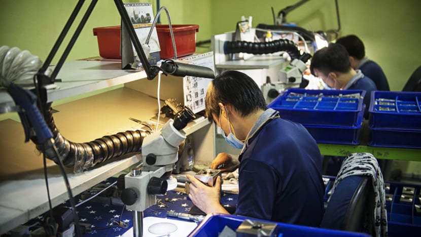 May industrial production in Singapore rises 0.9%